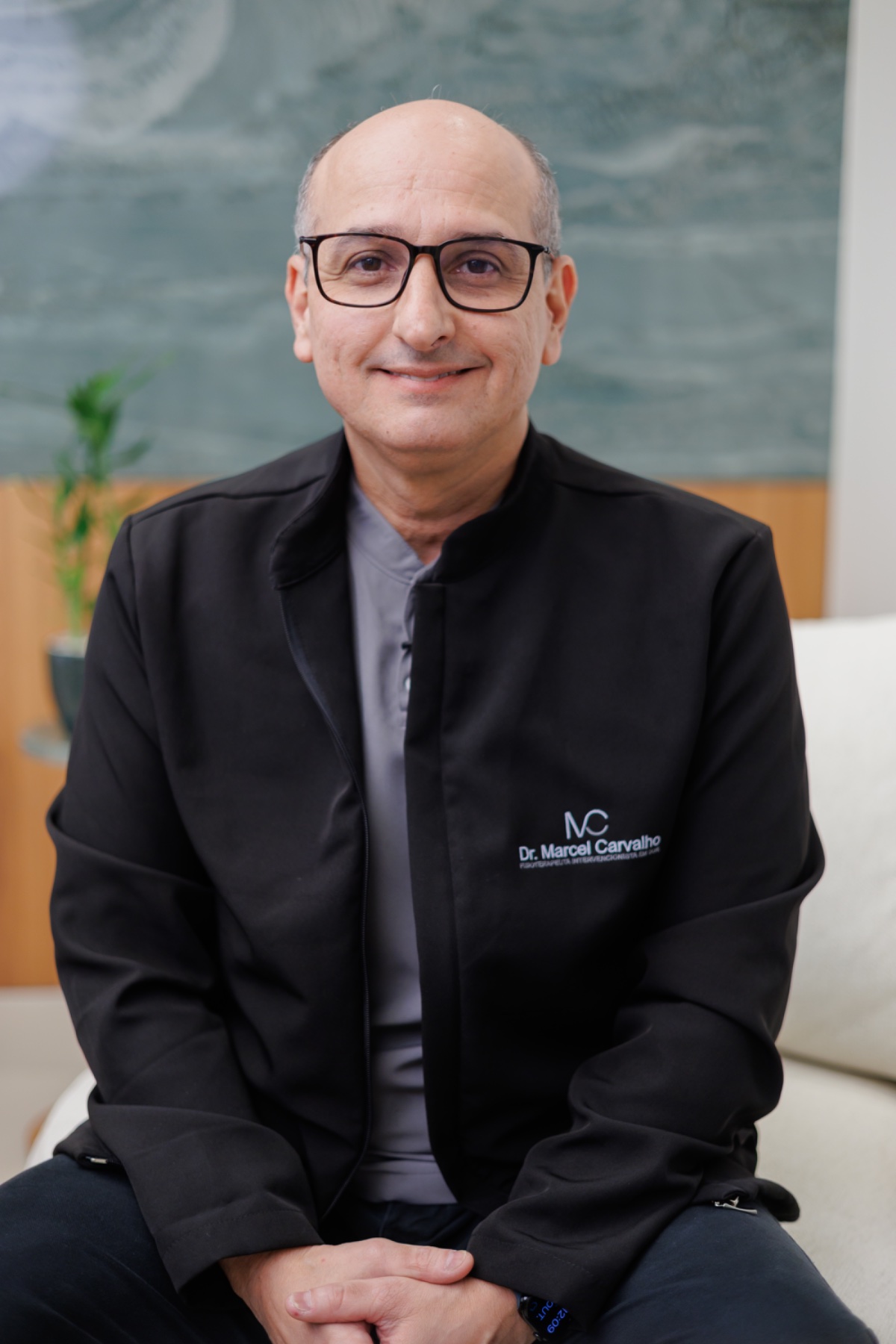 Dr. Marcel Carvalho